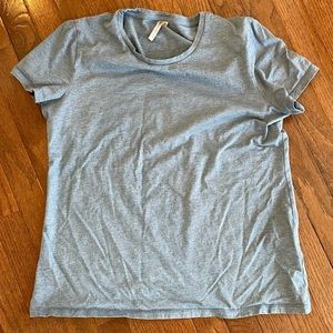 Banana Republic Women’s Signature T-shirt